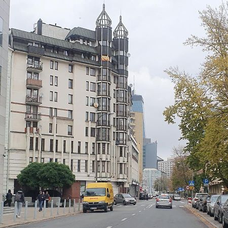 Apartament Twarda Apartman Varsó Kültér fotó