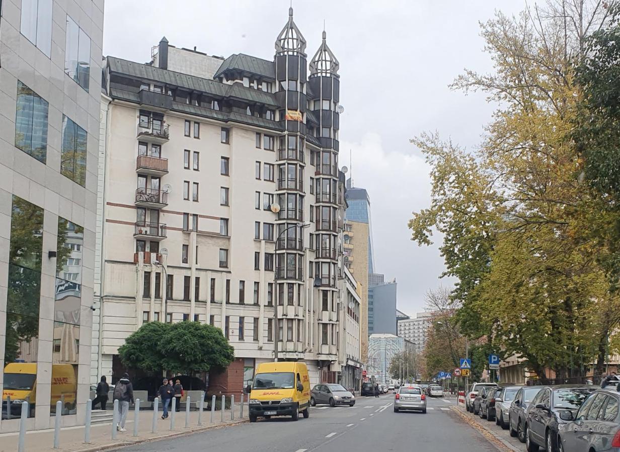 Apartament Twarda Apartman Varsó Kültér fotó