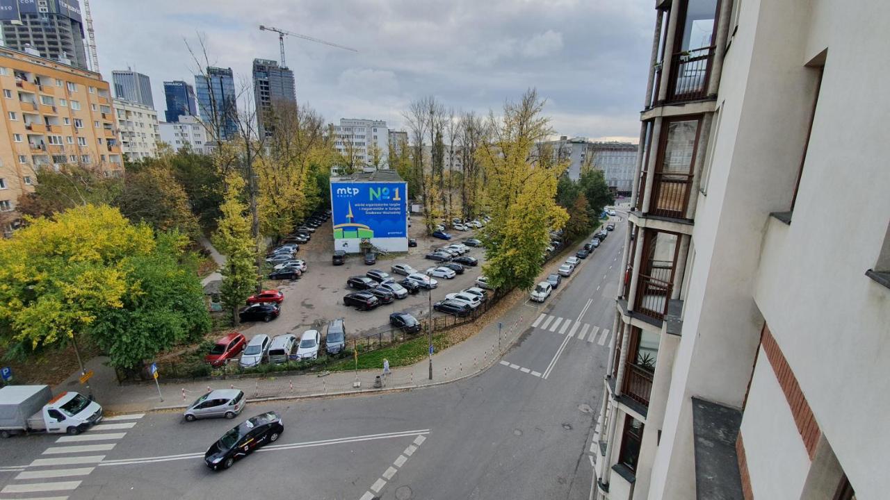 Apartament Twarda Apartman Varsó Kültér fotó